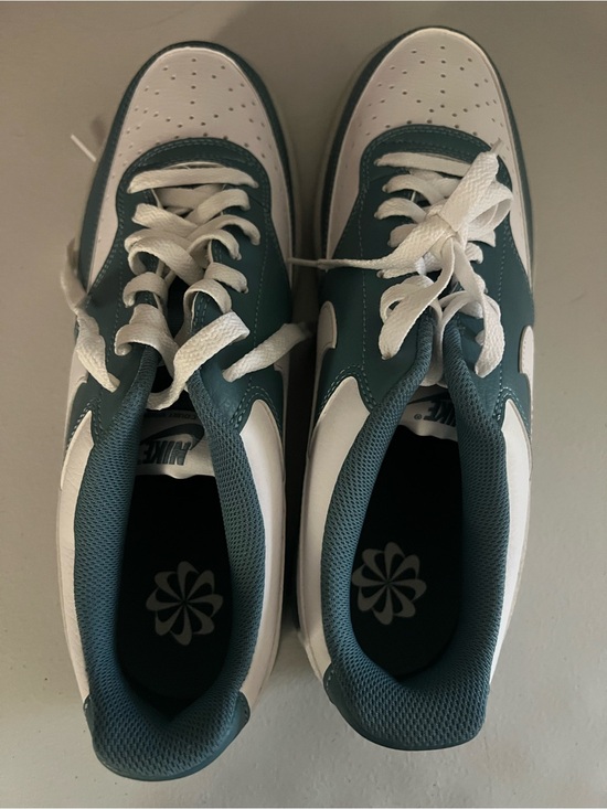 Nike Shoes - Nike Women's Court Vision size 11